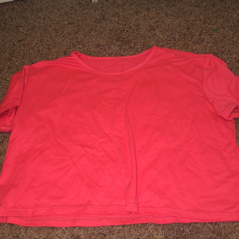 bright crop top
